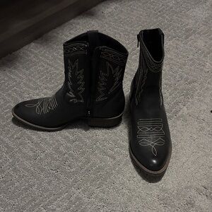 Coconuts by Matisse Black Embroidered Ankle Booties